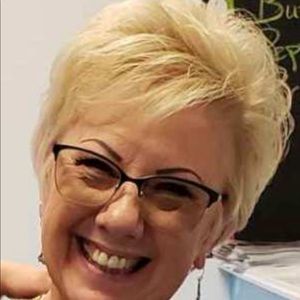 Meet your Posher, Niki